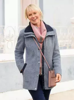 Повседневно смотрится длинная куртка, без капюшона Casual Looks, голубой