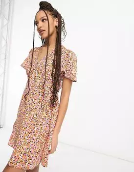 Повседневное мини-платье New Look оранжевого цвета с развевающимися рукавами