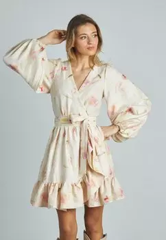 Повседневное платье Alma en Pena, розовый