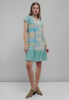 Повседневное платье CORTO CON VOLANTE Y ESTAMPADOS COMBINADOS NIZA, синий