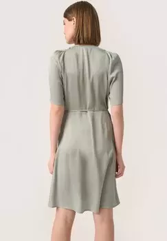 Повседневное платье IOANA WRAP Soaked in Luxury, зеленый