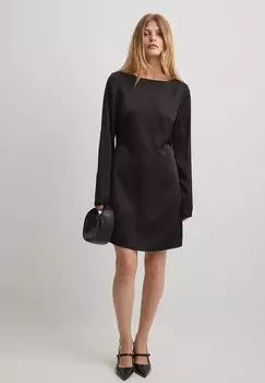 Повседневное платье MIT OFFENEM RCKEN NA-KD, черный