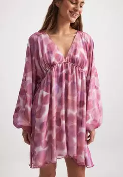 Повседневное платье NA-KD, розовый