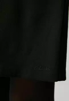 Повседневное платье SCHOOL SENIOR PINAFORE, REGULAR FIT Clarks, черный