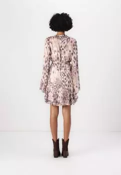 Повседневное платье SIBILLA BELT DRESS Guess, серо-коричневый