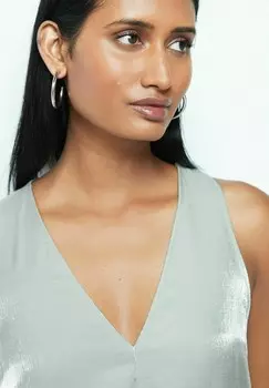 Повседневное платье SLEEVELESS COLUMN V-NECK MIDI, REGULAR FIT Next, серебристый