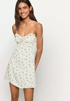 Повседневное платье STRAPPY Bershka, белый