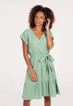 Повседневное платье TJAYLINS Protest, светло-зеленый