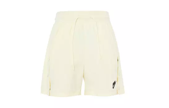 Повседневные шорты женские белые Nike