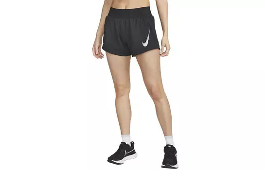Повседневные шорты женские черные Nike