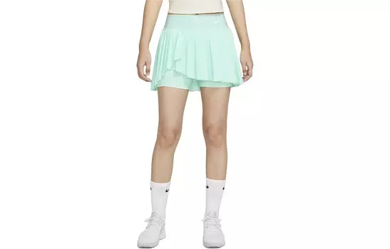 Повседневные шорты женские зеленые Nike