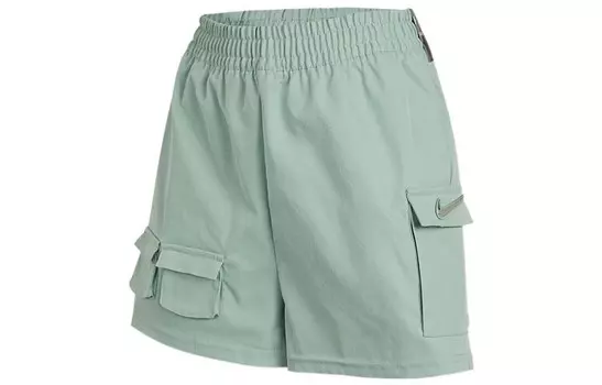 Повседневные шорты женские зеленые Nike