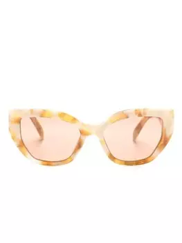 Prada Eyewear солнцезащитные очки в оправе 'бабочка', нейтральный цвет