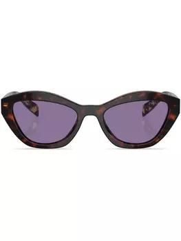 Prada Eyewear солнцезащитные очки в оправе 'кошачий глаз', зеленый