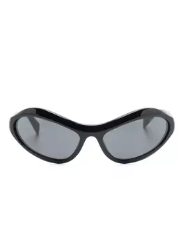 Prada Eyewear солнцезащитные очки в оправе 'кошачий глаз', черный