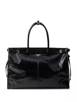 Prada кожаная сумка-тоут с треугольным логотипом, черный
