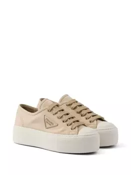 Prada кроссовки на шнуровке, нейтральный цвет