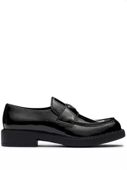 Prada лакированные лоферы, черный