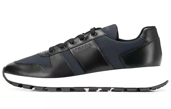 Кроссовки мужские Prada, черный / белый