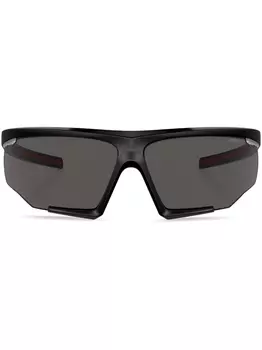 Prada Linea Rossa солнцезащитные очки в массивной оправе, черный