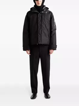 Prada пуховик с капюшоном, черный