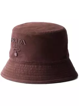 Prada шляпа-ведро с вышитым логотипом, красный