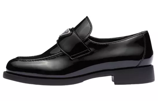 Prada Женская повседневная обувь Женский