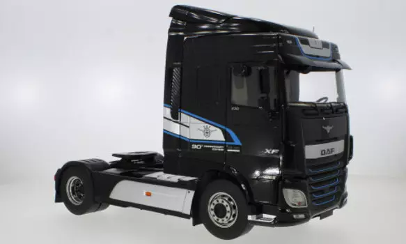 Premium Classixxs Daf Xf Space Cab Черный 2018 1:18 30212