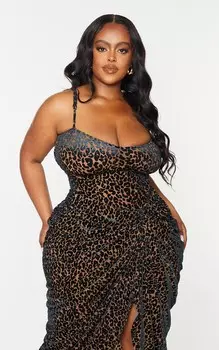 PrettyLittleThing Бархатный структурированный корсетный топ Plus с шоколадным леопардовым принтом