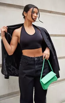 PrettyLittleThing Базовый черный облегающий топ с овальным вырезом и бретелькой на бретельках