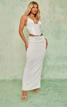 PrettyLittleThing Белая длинная юбка с разрезом на спине и пайетками