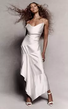 PrettyLittleThing Белая многоярусная юбка и платье мидакси с бретелями