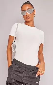 PrettyLittleThing Белое боди Soft Touch с короткими рукавами