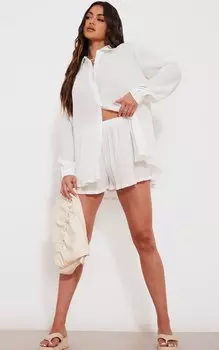 PrettyLittleThing Белые шорты с высокой талией и плиссировкой