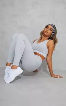 PrettyLittleThing Белые вязаные спортивные кроссовки на шнуровке