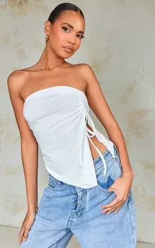 PrettyLittleThing Белый мягкий трикотаж со сборками и завязкой спереди Бандо