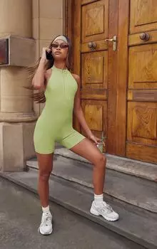 PrettyLittleThing Бесшовный спортивный комбинезон цвета хаки с контрастным ребристым швом