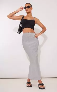 PrettyLittleThing Черная юбка мидакси в тонкую полоску с разрезом сзади