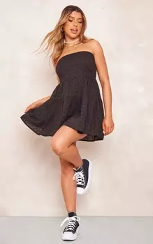 PrettyLittleThing Черное многоярусное платье-бандо прямого кроя с вышивкой Broderie