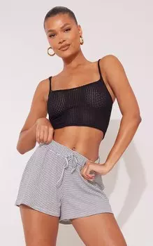 PrettyLittleThing Черные мягкие шорты в тонкую полоску в рубчик