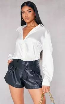 PrettyLittleThing Черные шорты плавучей ткани из искусственной кожи