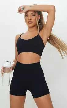 PrettyLittleThing Черный базовый спортивный бюстгальтер с мягкой подкладкой и бесшовной отделкой