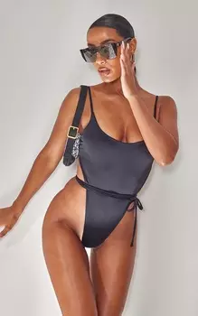 PrettyLittleThing Черный купальник с завышенной талией и запахом
