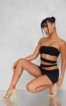 PrettyLittleThing Черный облегающий топ-бандо с вырезами по бокам