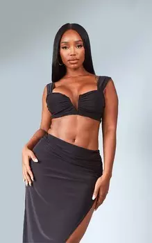 PrettyLittleThing Черный обтягивающий укороченный топ с V-образным вырезом