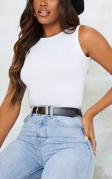 PrettyLittleThing Черный ремень с пряжкой в форме подковы из искусственной кожи золотого цвета