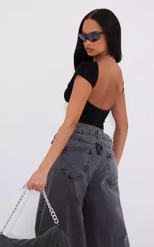 PrettyLittleThing Черный топ с открытой спиной в рубчик