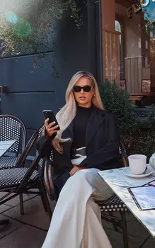 PrettyLittleThing Черный удлиненный пиджак оверсайз с закругленным краем