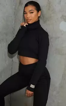 PrettyLittleThing Черный укороченный топ в рубчик с высоким воротником и длинными рукавами