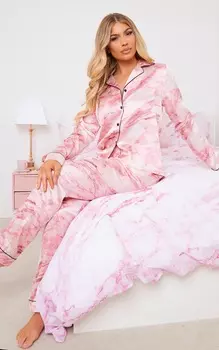 PrettyLittleThing Длинная атласная пижама с розовым мраморным принтом